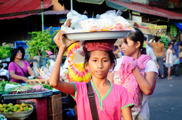 I spent a little time in the central market in Denpasar. Fascinating, bustling place.
