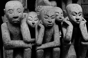 Every Hinud household contains its own family temple, so sculpture sales are a good business to be in. It's fascinating to see the diversity of styles and sizes.
