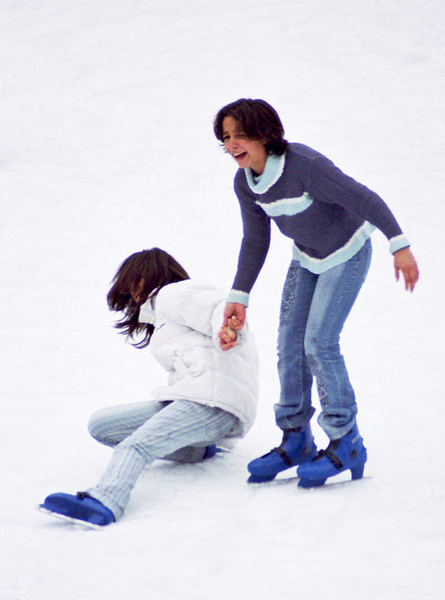 Two young skaters try their skill on an outdoor
rink near the Kalemegdan, the old Fortress at the
heart of old Beograd.
