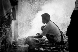 Every weekend, a group of people roast and sell corn near the Rentapao bridge, which lies midway between Port Vila and the most popular beaches on Efate.
