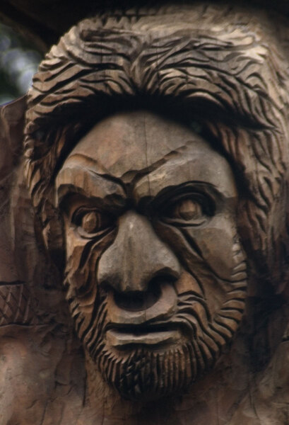 Most of the artifacts from the National Museum in Honiara have been
stowed away out of harm's way since last year's riots. A number of
wooden statues too big to move still remain, however.
