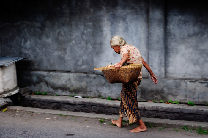 Balinese Woman, Mataram, Lombok Praya, Indonesia