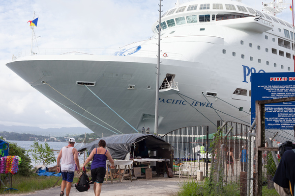 Shots from down by the wharf by Wan Smolbag's photography students.
