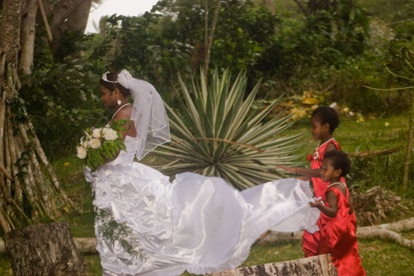 Lily's wedding party arrives at Tara Beach resort on a 
very blustery day.
