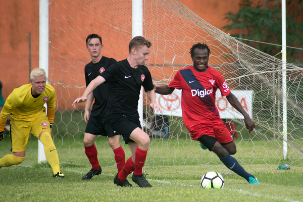 Amical went two for two in its series with the Western Sydney Wanderers junior team. It won the second match 4-2.
