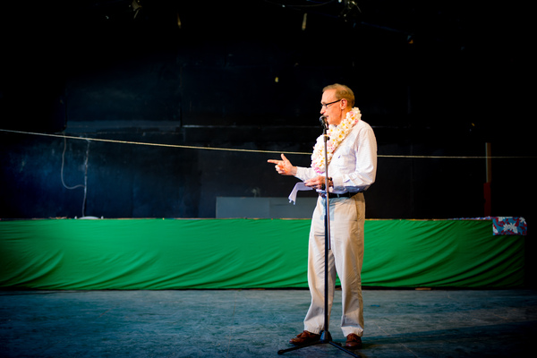 More shots from Senator Bob Carr's visit to Port Vila.
