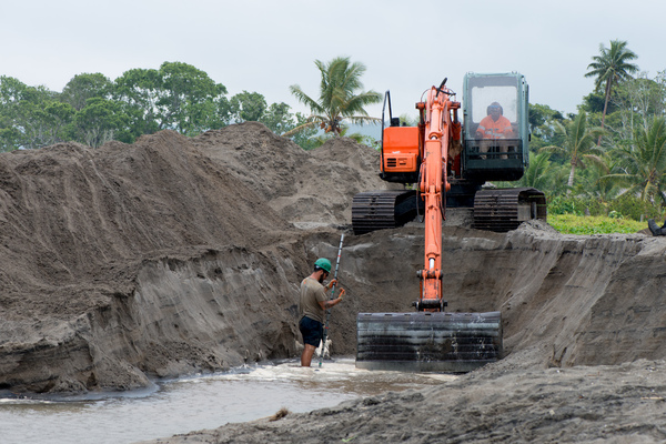 An historic day for Vanuatu: Landing operations for its first undersea fibre-optic cable.
