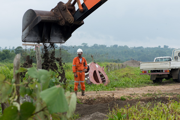An historic day for Vanuatu: Landing operations for its first undersea fibre-optic cable.
