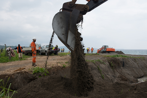 An historic day for Vanuatu: Landing operations for its first undersea fibre-optic cable.
