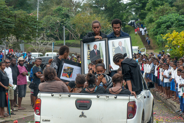 Following a funeral service in the Parliamentary rotunda, much beloved and universally admired President Baldwin Lonsdale was farewelled by a massive crowd lining the route to the airport. A kilometre-long cortege accompanied the body.
