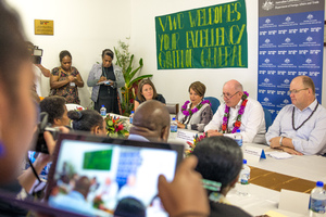Governor General of Australia Peter Cosgrove visits Vanuatu Women's Centre.
