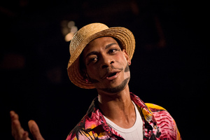 First round of shots from Wan Smolbag Theatre's production of Laef i Swit.
