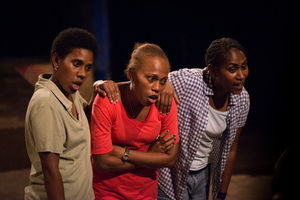 First round of shots from Wan Smolbag Theatre's production of Laef i Swit.
