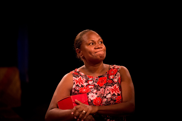 First round of shots from Wan Smolbag Theatre's production of Laef i Swit.
