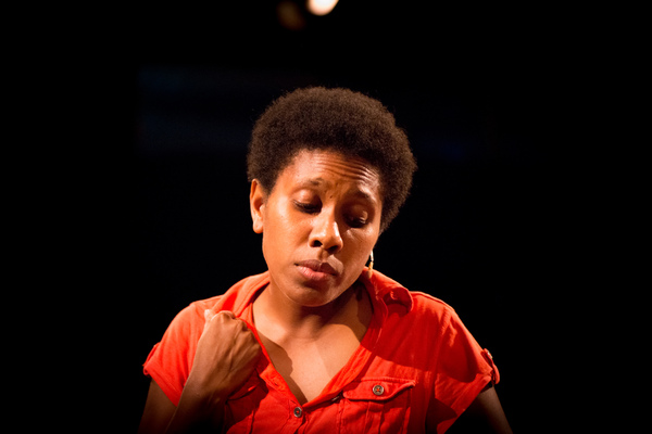 Shots from another run of Wan Smolbag Theatre's Laef i Swit, this time with Florence Taga as Sonia.
