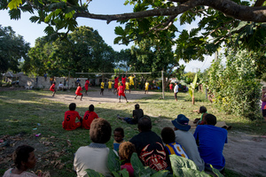 Mixed shots from a day in Mele with the national beach and indoor volleyball teams.
