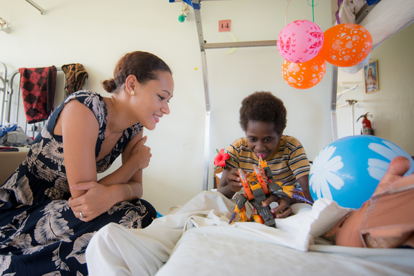 Miss Vanuatu Valerie Martinez visits the children's ward at Vila Central Hospital.
