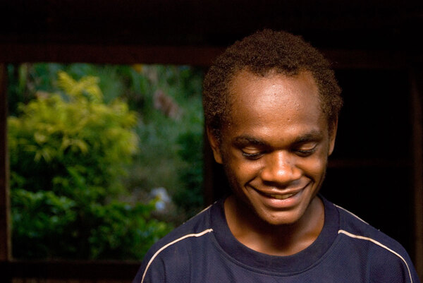 Moses is one of Georgeline's brothers. He worked at 
Marius' nakamal for several months, but he's since
gone back to Lalwari on Pentecost island.
