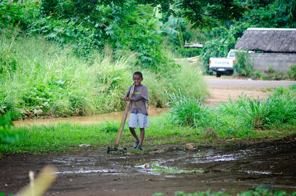 A bunch of photos, new and old, taken in and around Port Vila.
