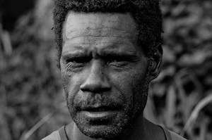 Shots taken during a walk through the Ohlen neighbourhood of Port Vila.
