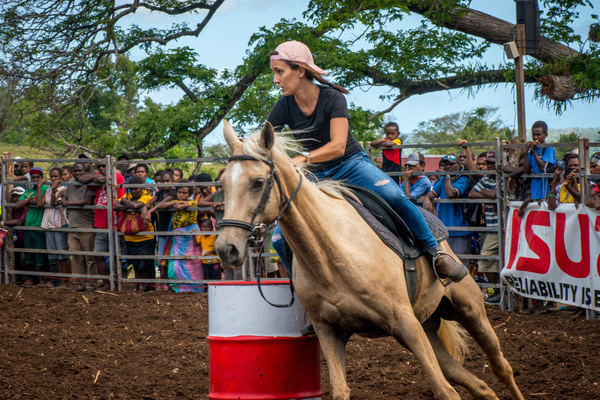 Port Vila residents gathered to watch a bit of the Wild West on Saturday in what everyone hopes is the first annual Port Vila Rodeo.
