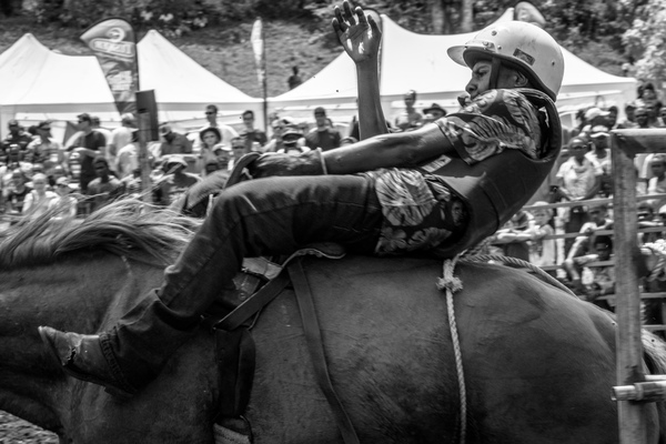 Port Vila residents gathered to watch a bit of the Wild West on Saturday in what everyone hopes is the first annual Port Vila Rodeo.
