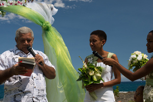 Wedding service near Mele.
