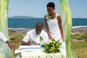 Wedding service near Mele.
