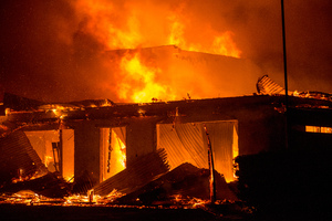 Vila Handprints, a local business in Nambatu, was rased by fire in the late hours of Sunday. Fire services arrived at the scene only after the entire building was engulfed in flame.
