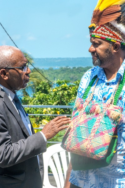 ULMWP Secretary General Octovianus Mote confers with Vanuatu Prime Minister Charlot Salwai.
